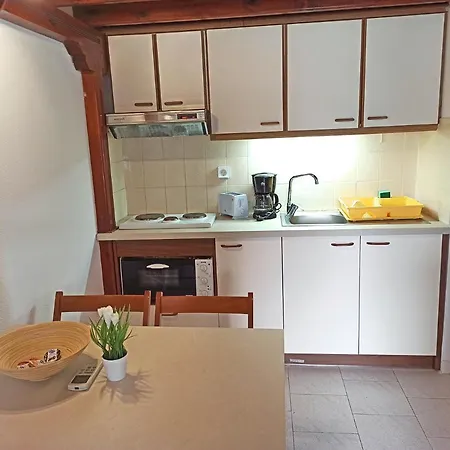 Panorama Apartment *