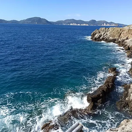 Panorama Apartment *